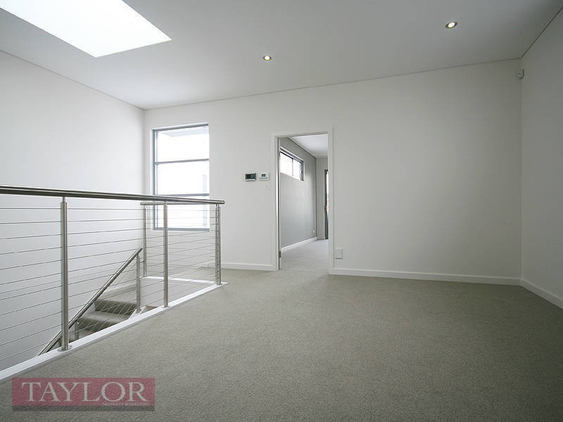 16 Central Park Avenue, Bella Vista NSW 2153