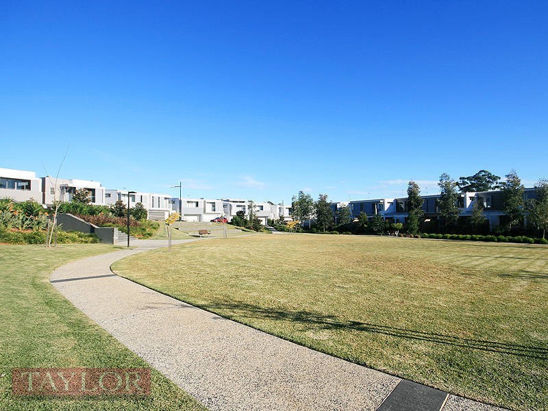 16 Central Park Avenue, Bella Vista NSW 2153