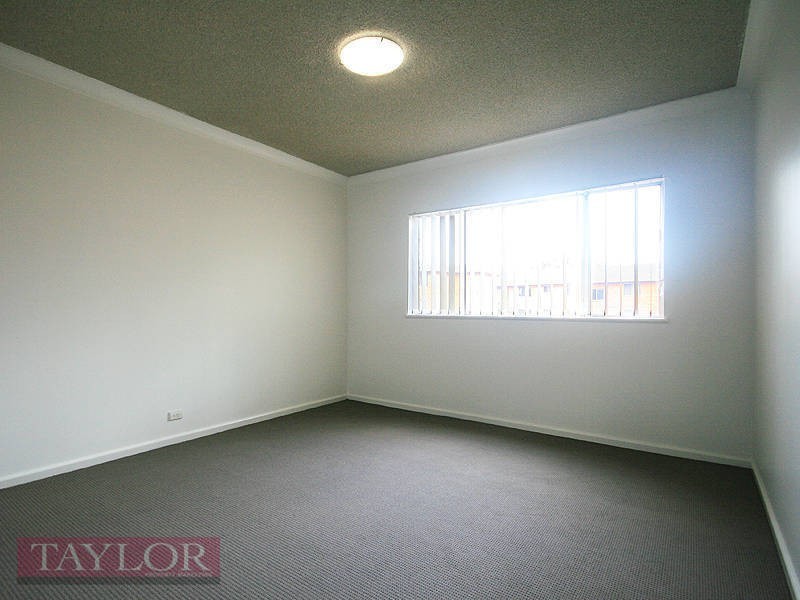 9/22 Wigram Street, Harris Park NSW 2150