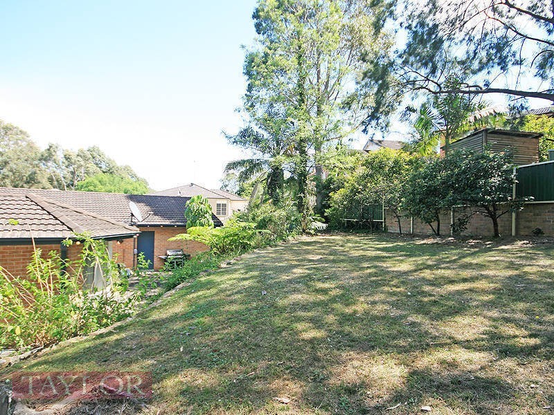 15 Larnook Close, Oatlands NSW 2117