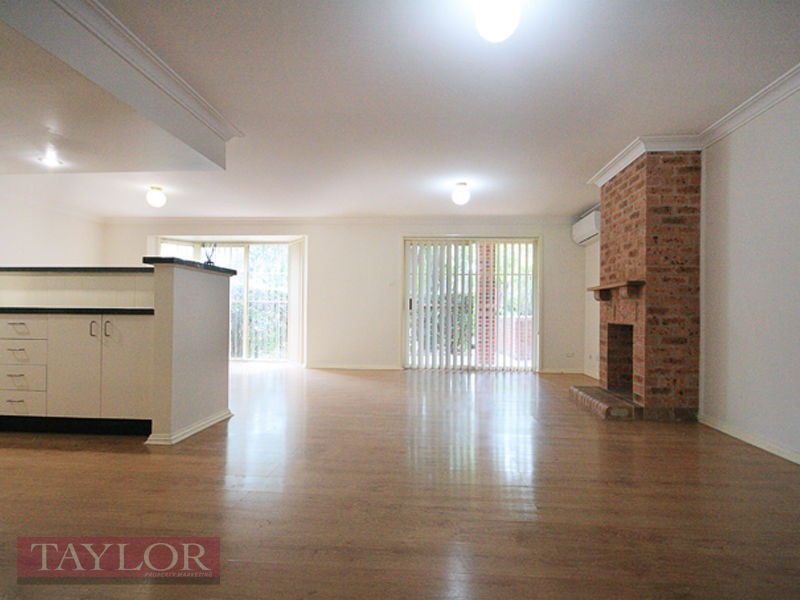 27/40 Strathalbyn Drive, Oatlands NSW 2117