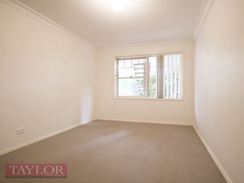 27/40 Strathalbyn Drive, Oatlands NSW 2117