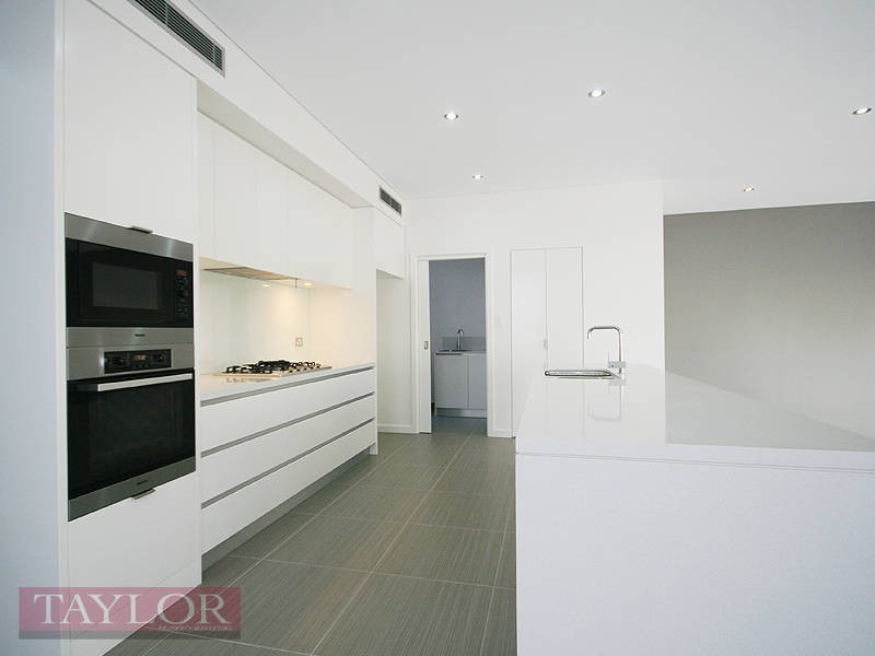 30 Central Park Avenue, Bella Vista NSW 2153