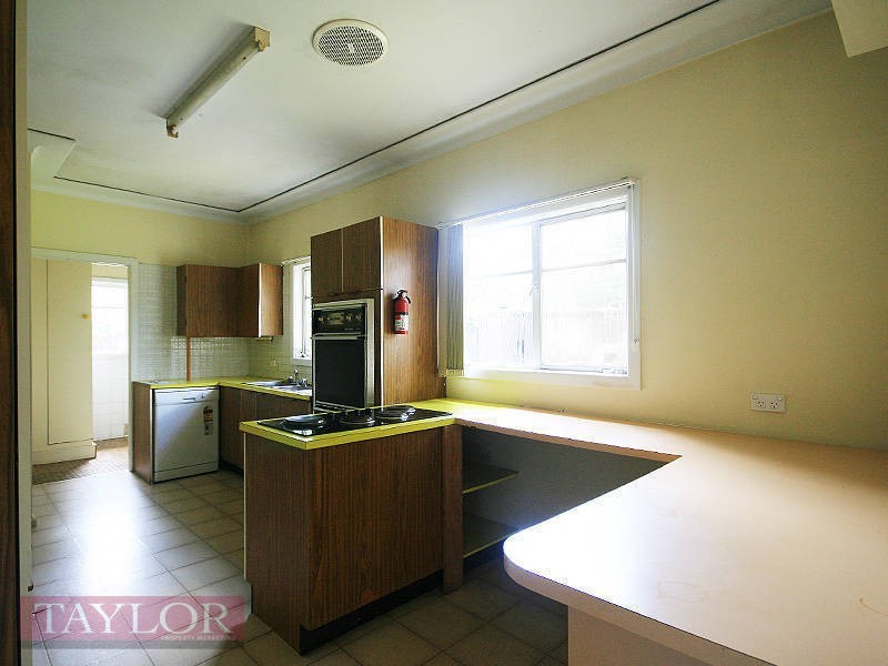 8 Tanderra Street, Carlingford NSW 2118