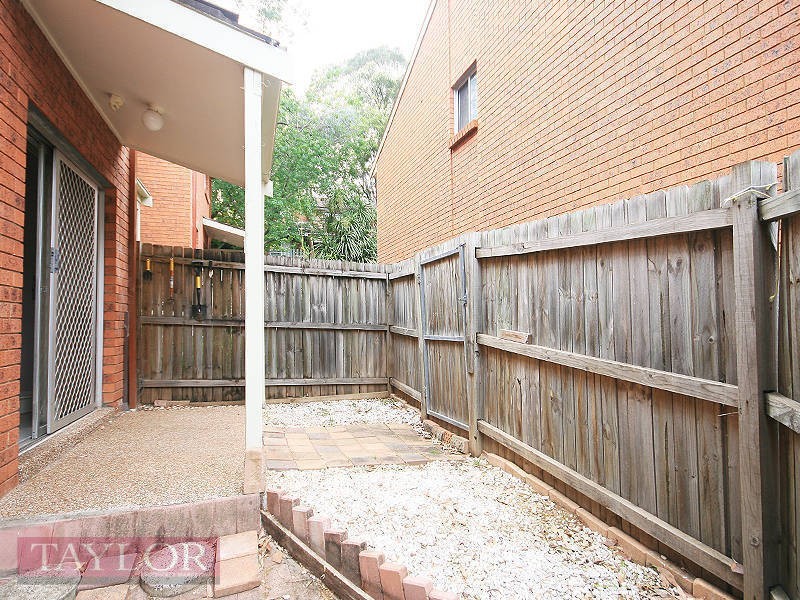 2/18-20 Robert Street, Telopea NSW 2117