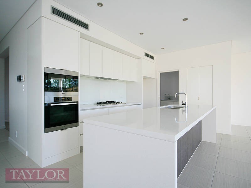 34 Central Park Avenue, Baulkham Hills NSW 2153