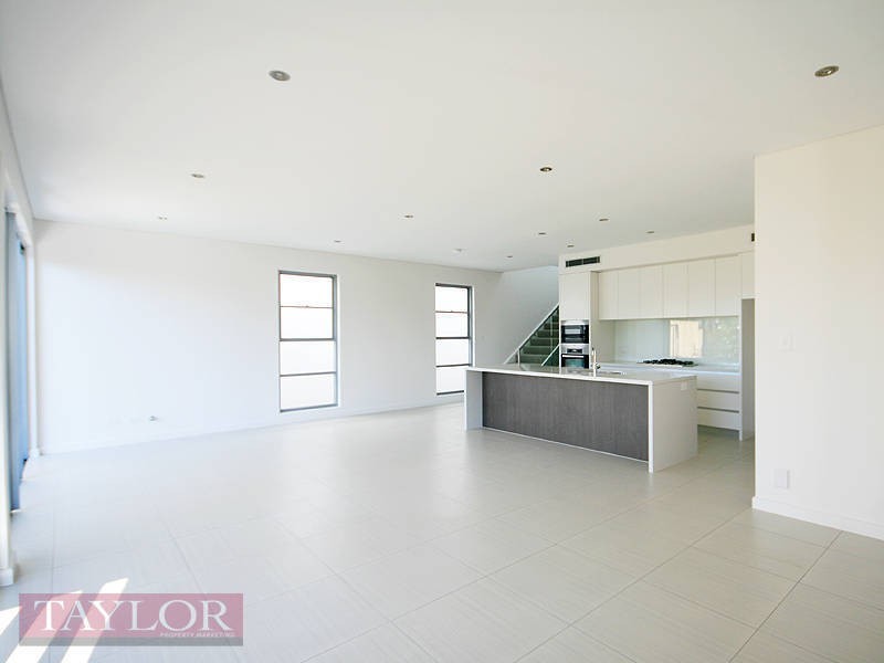 34 Central Park Avenue, Baulkham Hills NSW 2153