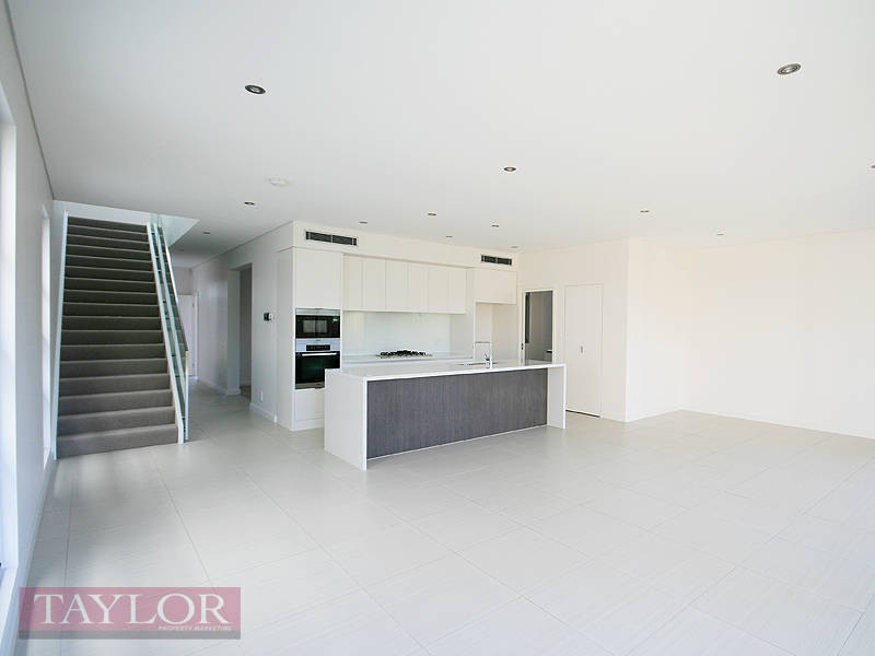 34 Central Park Avenue, Baulkham Hills NSW 2153