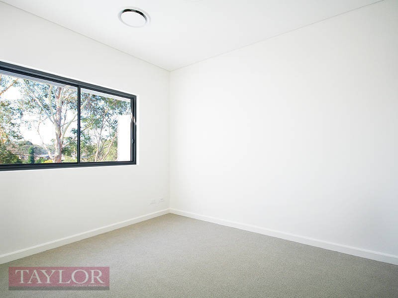 34 Central Park Avenue, Baulkham Hills NSW 2153