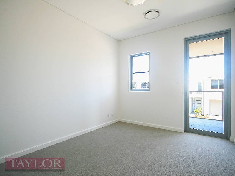 34 Central Park Avenue, Baulkham Hills NSW 2153