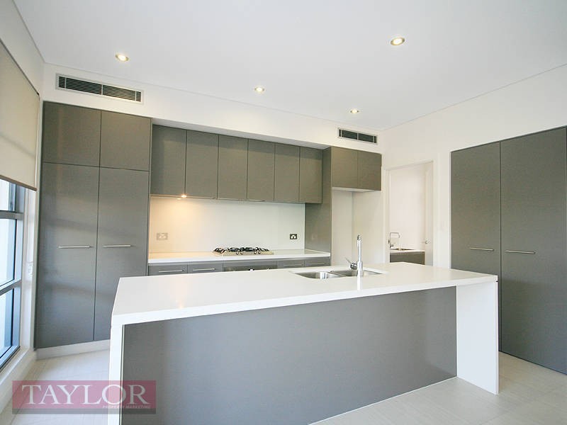 80 Central Park Avenue, Baulkham Hills NSW 2153