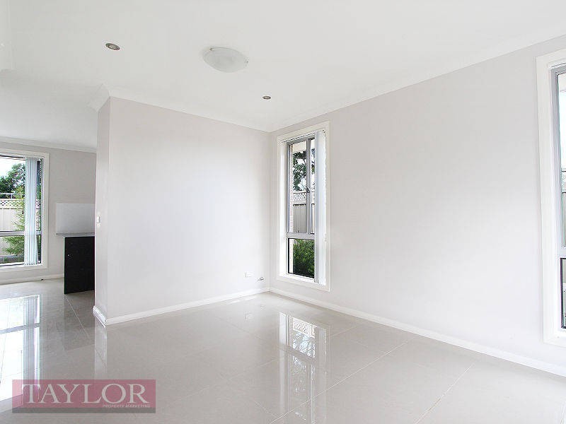 6/17 Fox Hills Crescent, Prospect NSW 2148