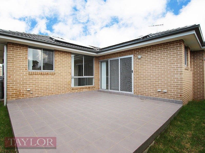 6/17 Fox Hills Crescent, Prospect NSW 2148