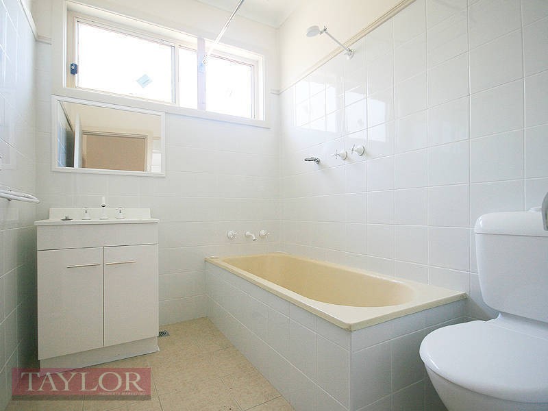 40 Cornelia Road, Toongabbie NSW 2146