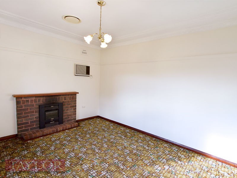 44 Coleman Street, Merrylands NSW 2160