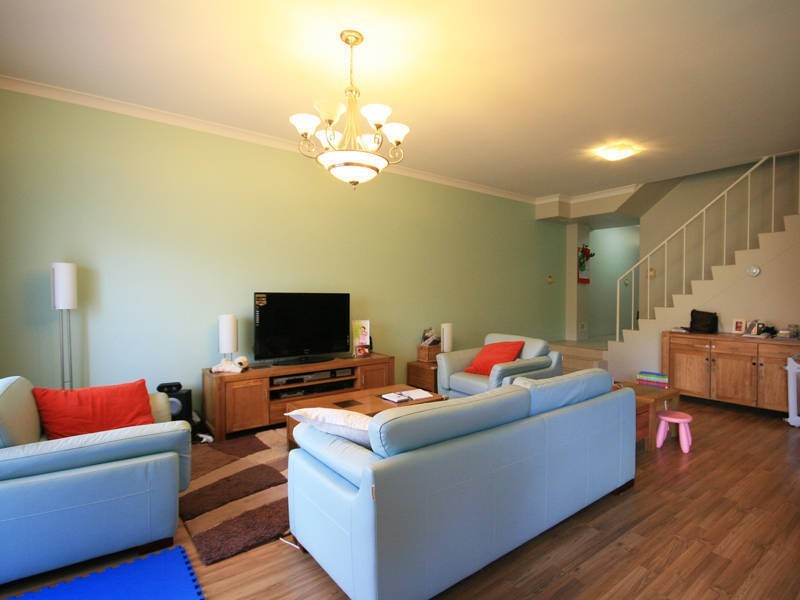 112/40 Strathalbyn Drive, Oatlands NSW 2117