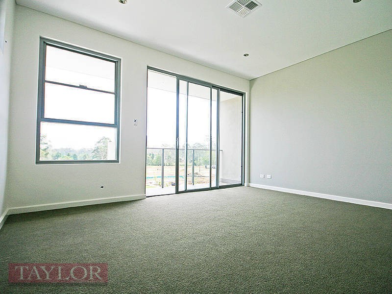 68 Central Park Avenue, Baulkham Hills NSW 2153