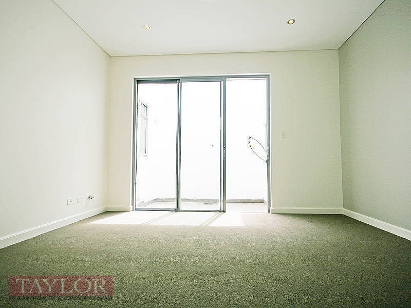 68 Central Park Avenue, Baulkham Hills NSW 2153