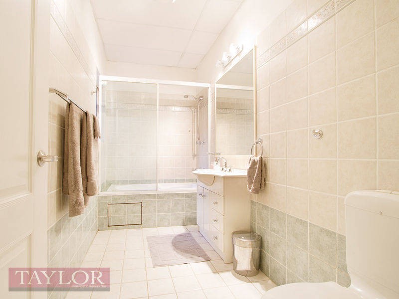 137/40 Strathalbyn Drive, Oatlands NSW 2117