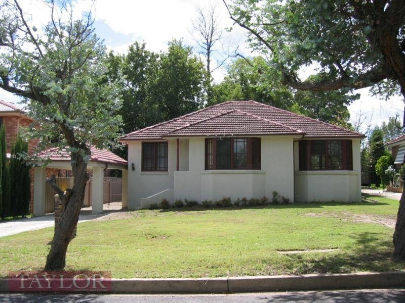 23 Alanas Avenue, Oatlands NSW 2117