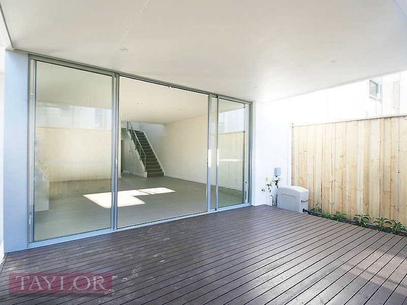 68 Central Park Avenue, Bella Vista NSW 2153