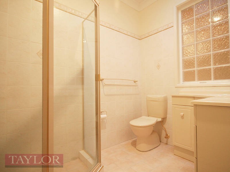 13 Alanas Avenue, Oatlands NSW 2117