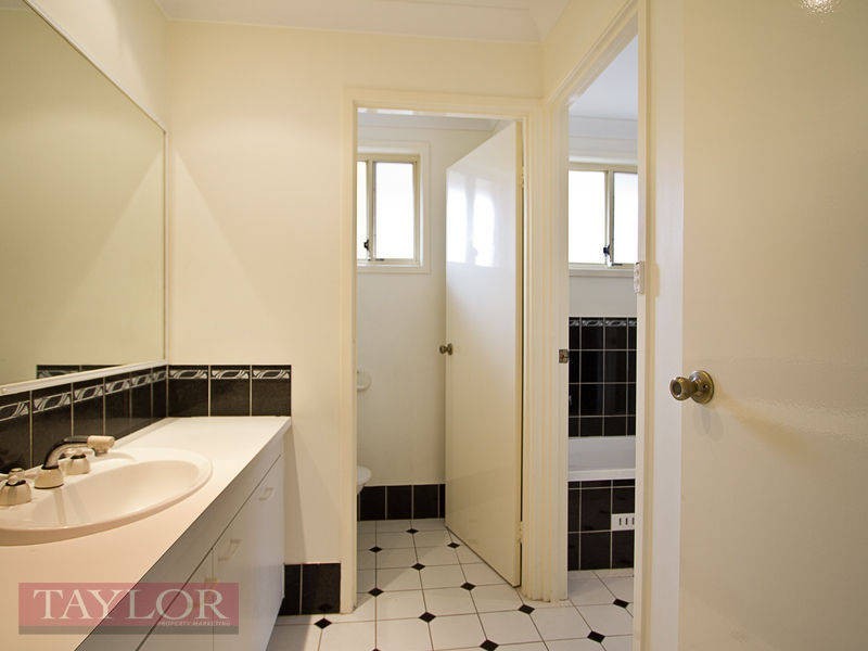 26 Benares Crescent, Acacia Gardens NSW 2763