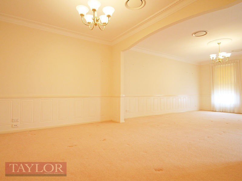 81 Redden Drive, Kellyville NSW 2155