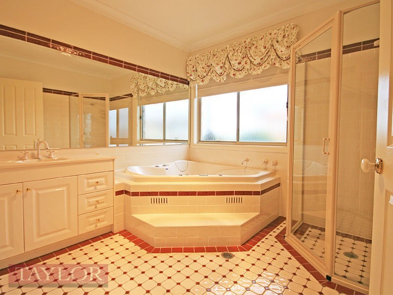 81 Redden Drive, Kellyville NSW 2155