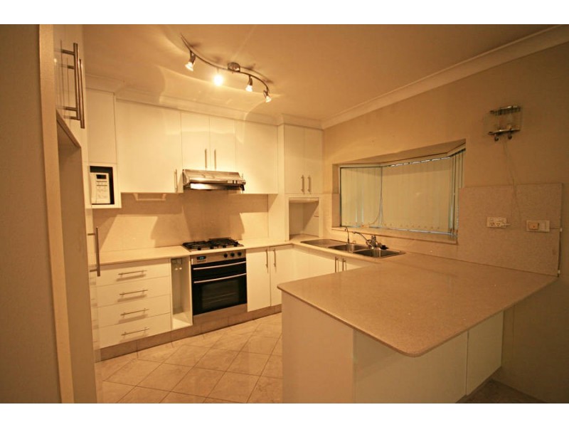 90/40 Strathalbyn Drive, Oatlands NSW 2117