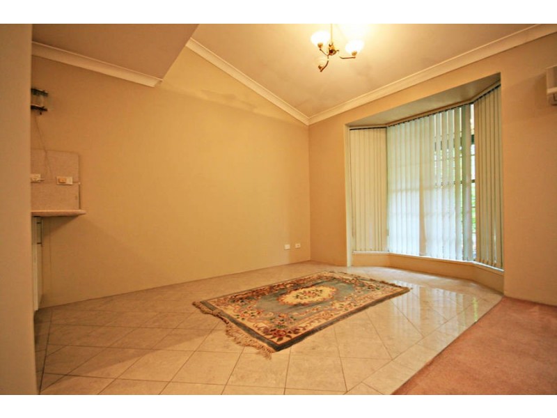 90/40 Strathalbyn Drive, Oatlands NSW 2117