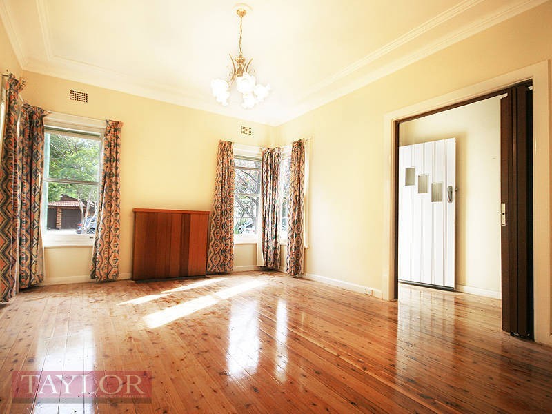 27 Albert Street, Granville NSW 2142