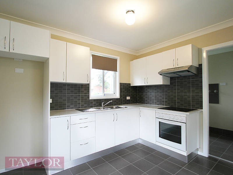 11 Kennedy Street, Singleton NSW 2330