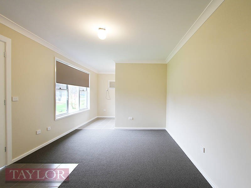 11 Kennedy Street, Singleton NSW 2330