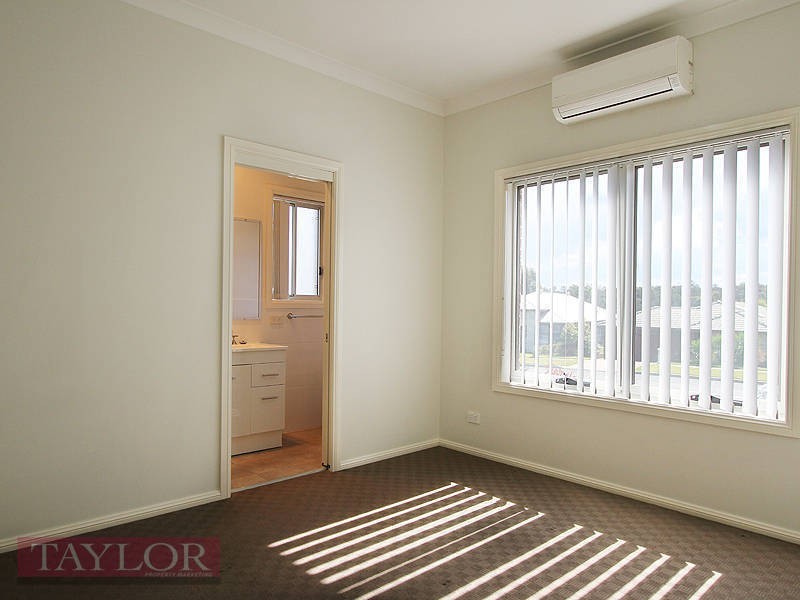 2/165 McMahons Way, Singleton NSW 2330