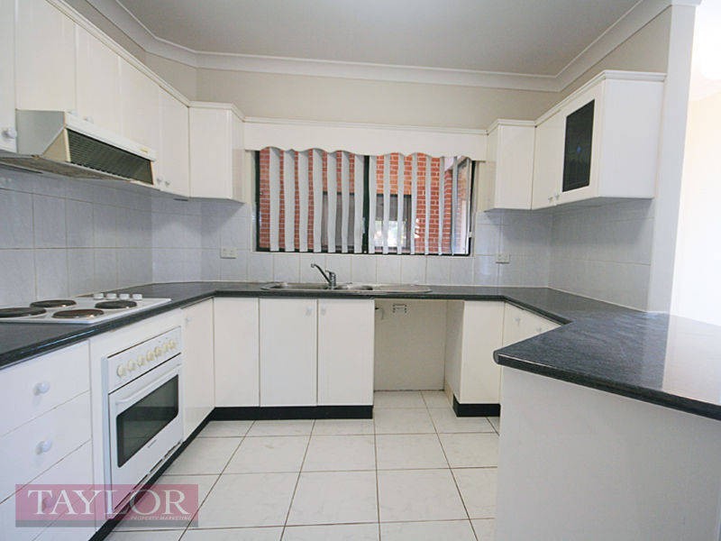 2/27 Early Street, Parramatta NSW 2150