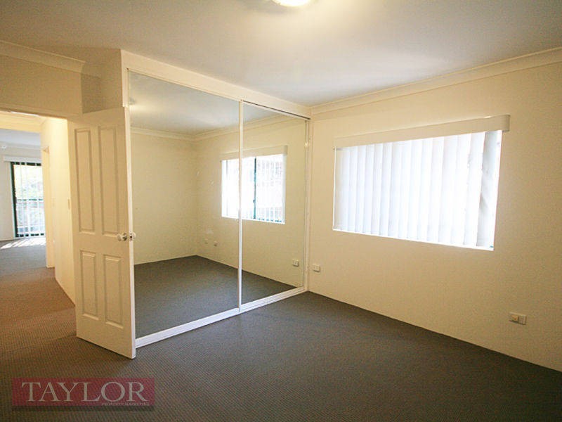 2/27 Early Street, Parramatta NSW 2150