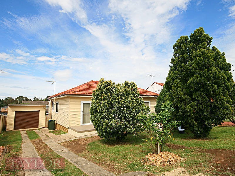 22 Frederick Street, Pendle Hill NSW 2145