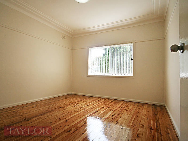 22 Frederick Street, Pendle Hill NSW 2145