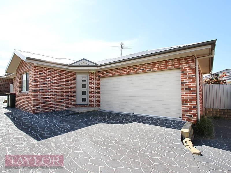 3/133 Casey Drive, Singleton NSW 2330