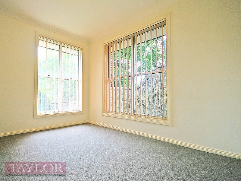 38 Hunterford Crescent, Oatlands NSW 2117