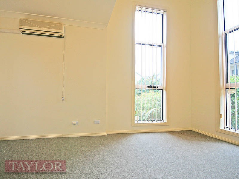 38 Hunterford Crescent, Oatlands NSW 2117