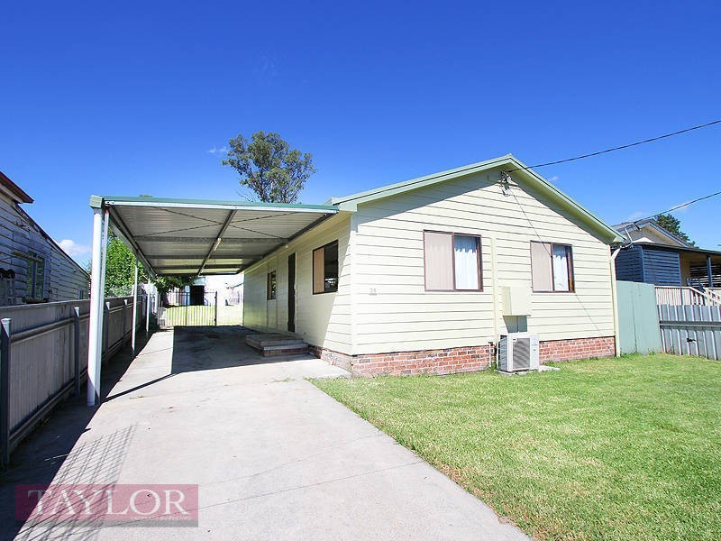 26 Little Park Street, Greta NSW 2334