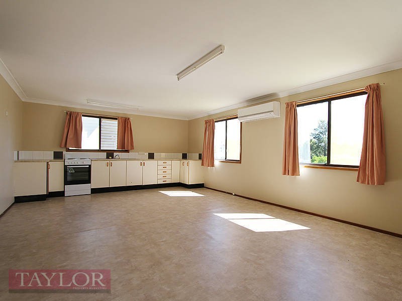 26 Little Park Street, Greta NSW 2334