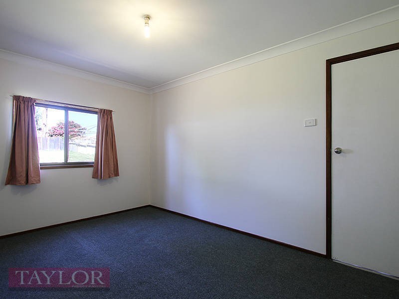 26 Little Park Street, Greta NSW 2334