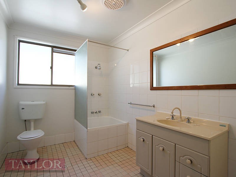 26 Little Park Street, Greta NSW 2334