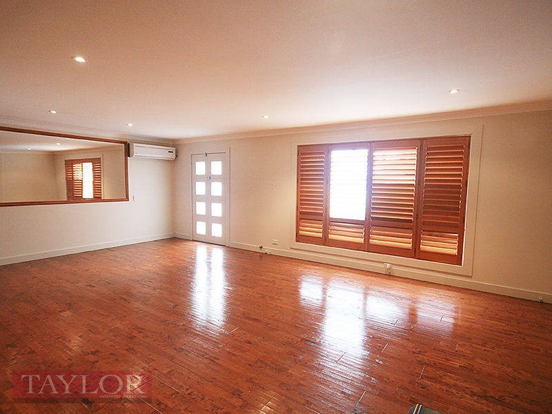 54 Somerset Drive, North Rocks NSW 2151