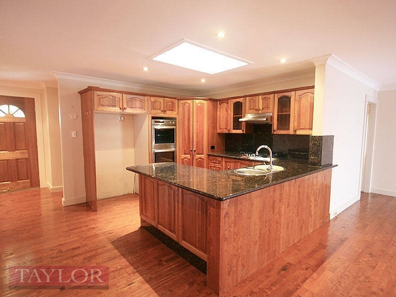 54 Somerset Drive, North Rocks NSW 2151