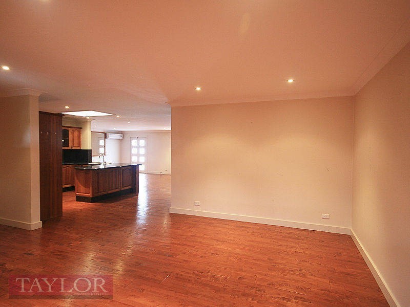 54 Somerset Drive, North Rocks NSW 2151