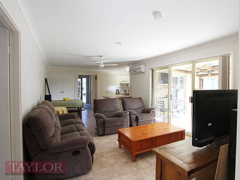 13 Madden Parade, Singleton NSW 2330